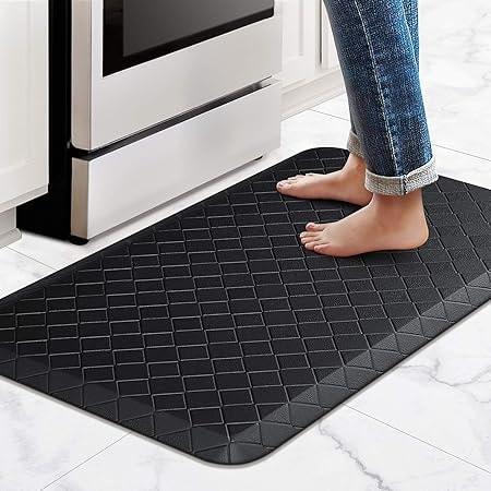 HappyTrends 17.3" x 28" Anti-Fatigue Mat - Black