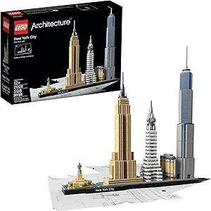 LEGO Architecture New York City Skyline Building Set (598 Pieces)